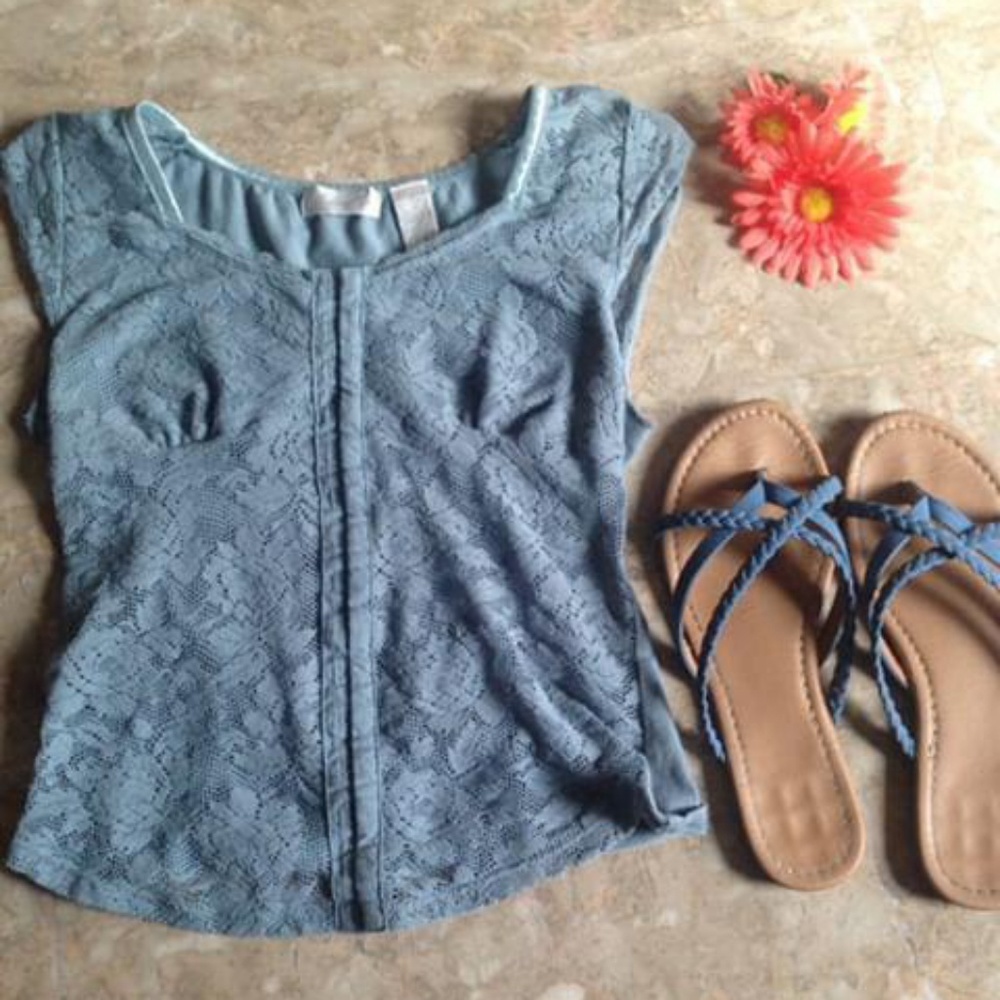 Baby blue lace top